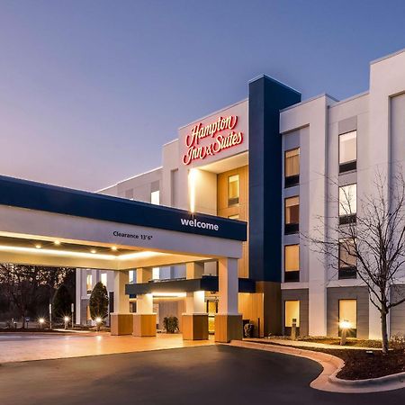Hampton Inn & Suites Wilson I-95 Exteriör bild
