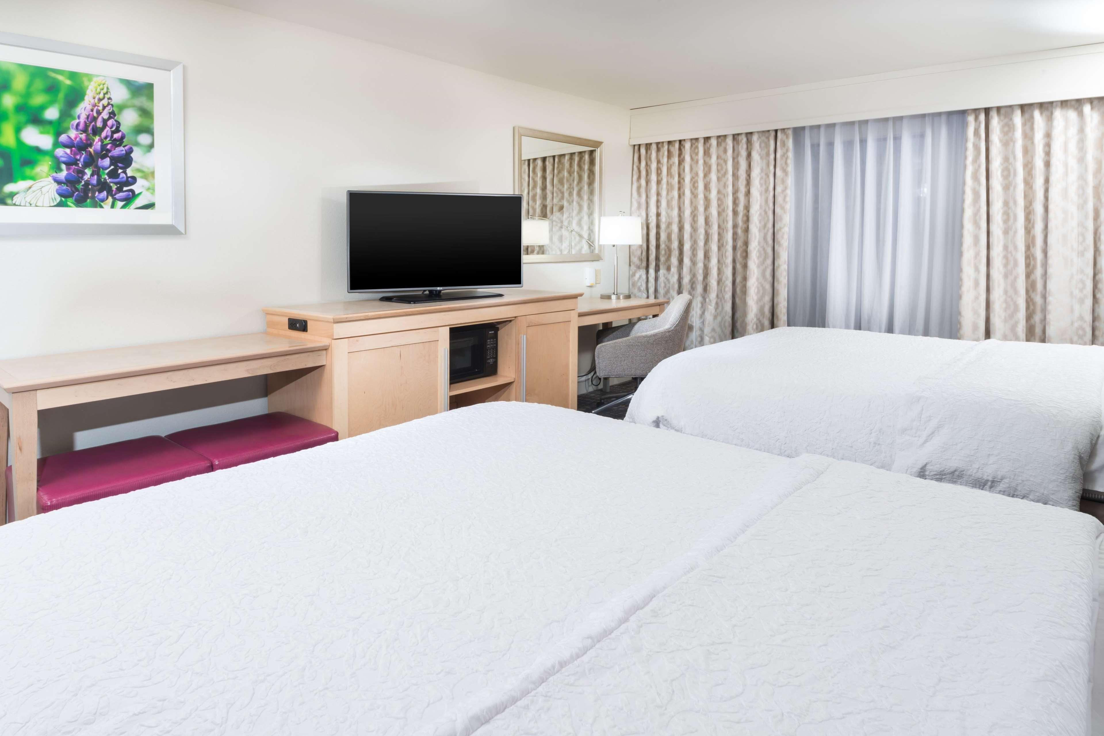 Hampton Inn & Suites Wilson I-95 Exteriör bild