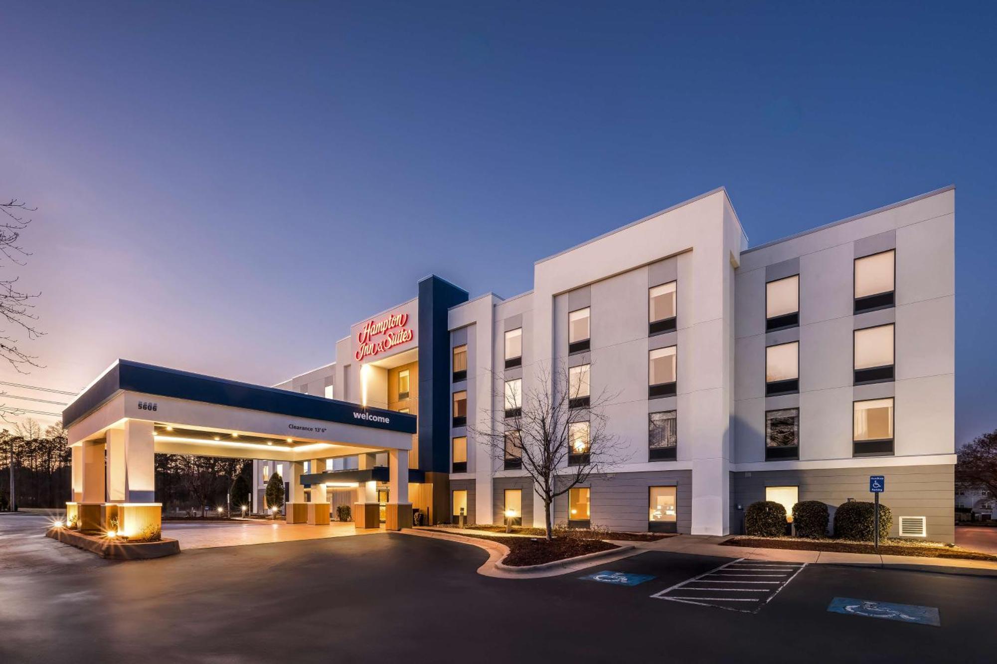 Hampton Inn & Suites Wilson I-95 Exteriör bild