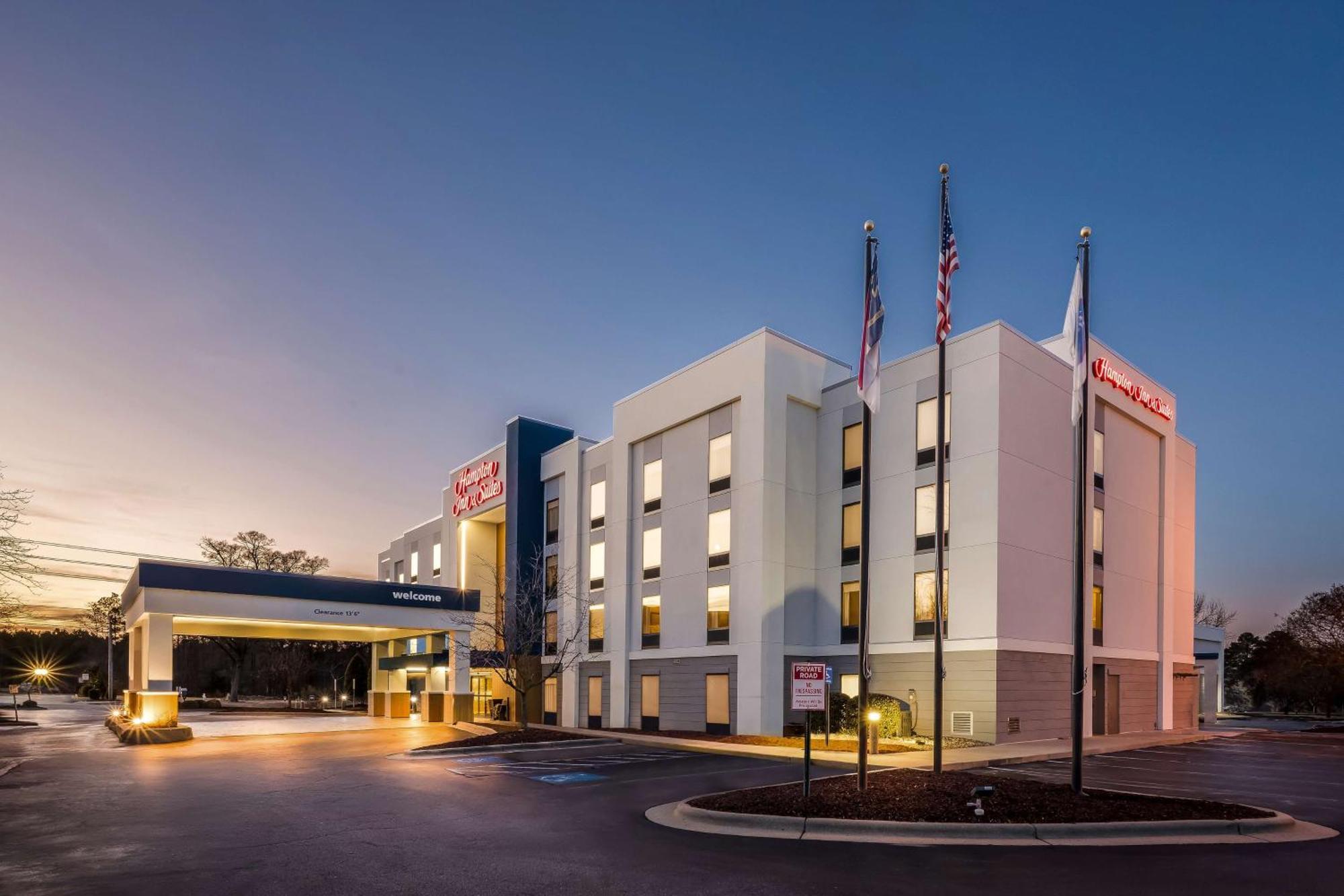 Hampton Inn & Suites Wilson I-95 Exteriör bild